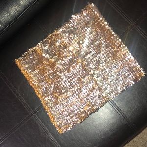 Gold sequin crop top👑